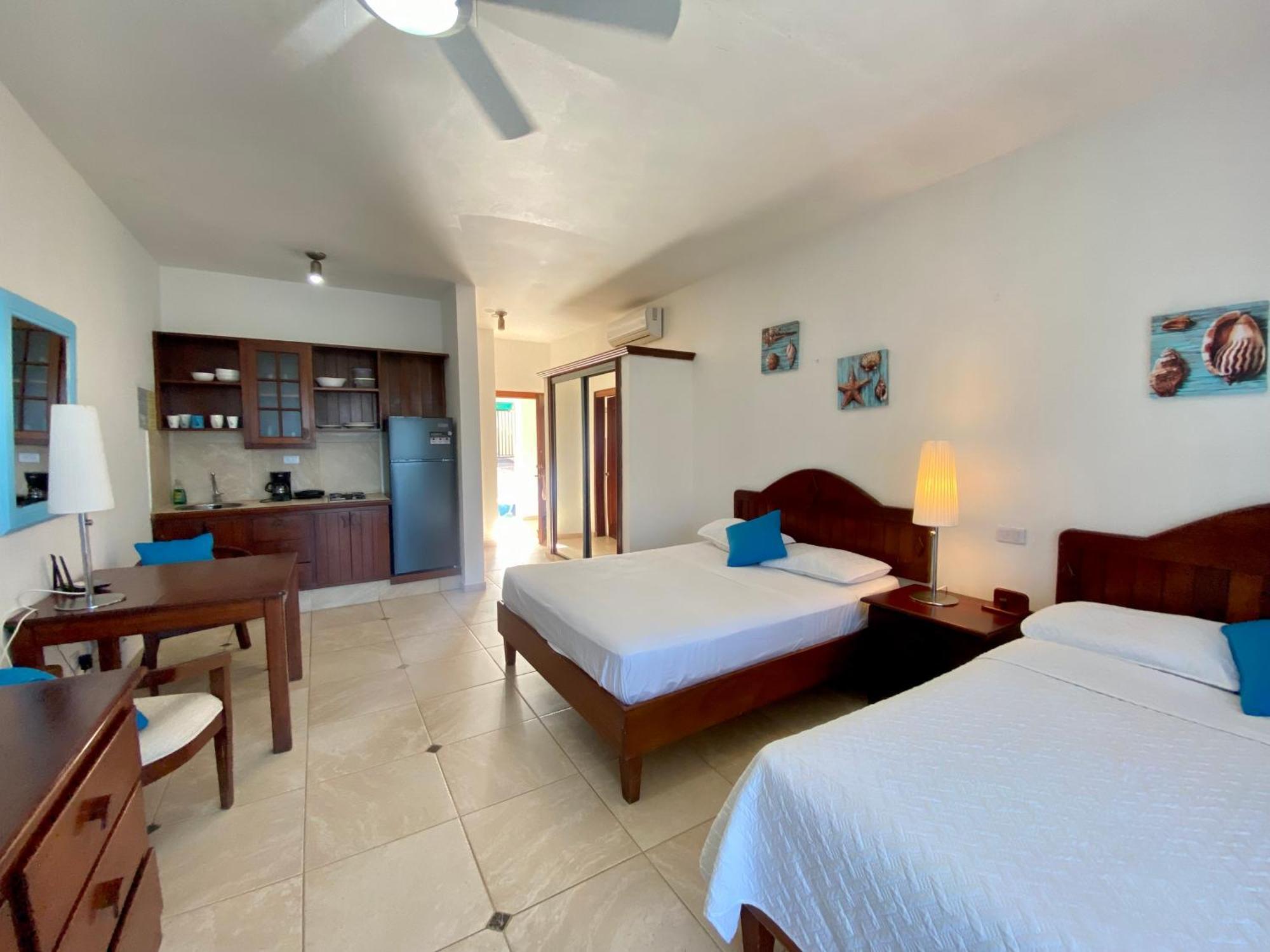 Agualina Kite Hotel Oceanfront Apartments Кабарете Экстерьер фото